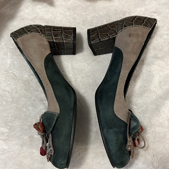 Block Heel Suede Leather Pump Slip On Shoes Sz 7 - Picture 9 of 13